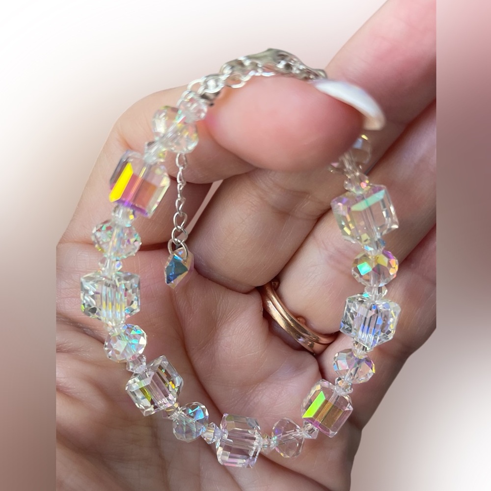 💜 Sterling Silver Austrian Crystal Cube Bracelet with Lobster Clasp - Picture 8 of 8